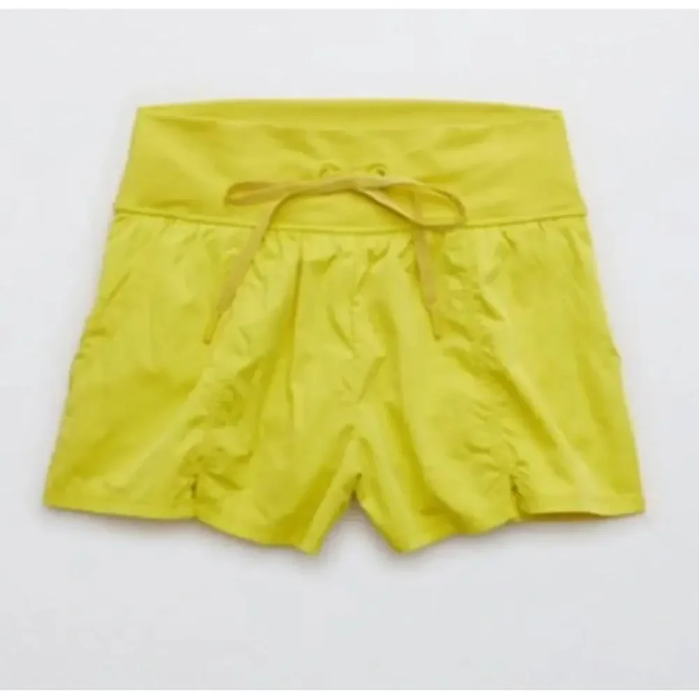 Offline by Aerie the hugger home run shorts Citron Yellow size XS NWT